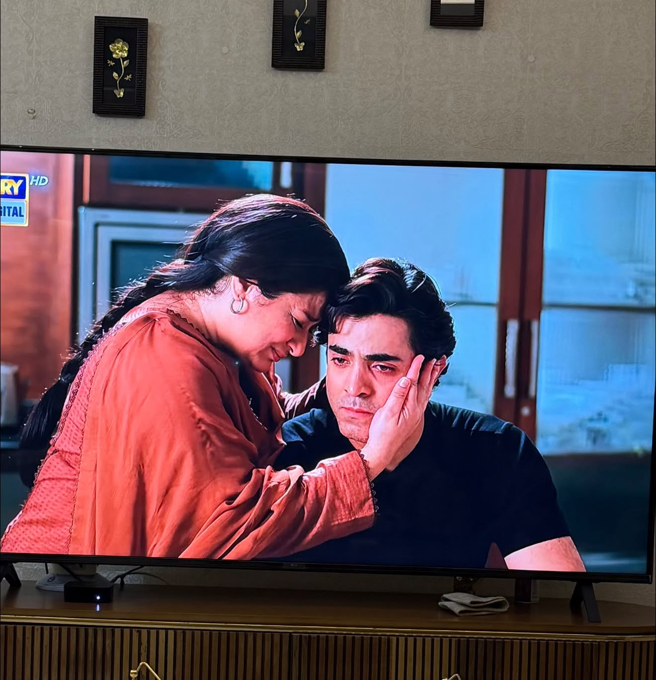 ڊراما سيريل ”درِ نجات“ ۽ ماءُ-پٽ جو رشتو